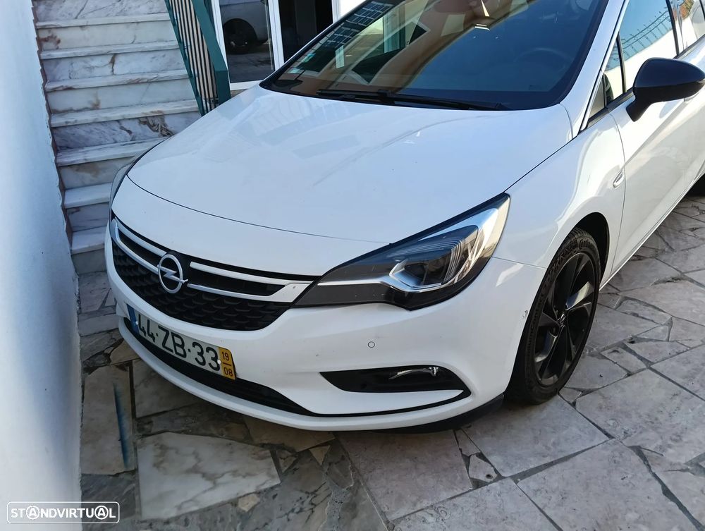 Opel Astra Sports Tourer 1.6 CDTI Innovation S/S - 1