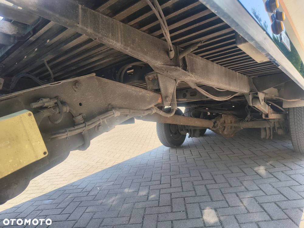 Ford Transit - 12