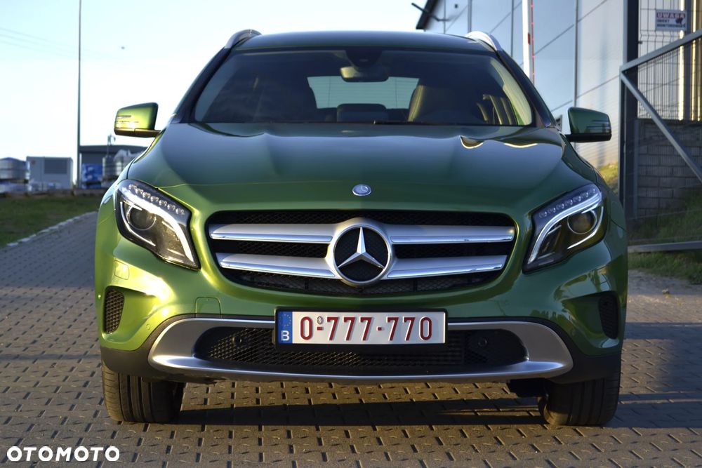 Mercedes-Benz GLA 180 d Activity Edition - 10