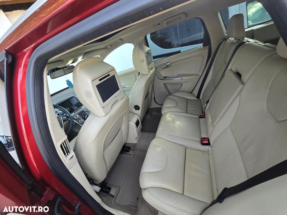 Volvo XC 60 D4AWD Summum - 9