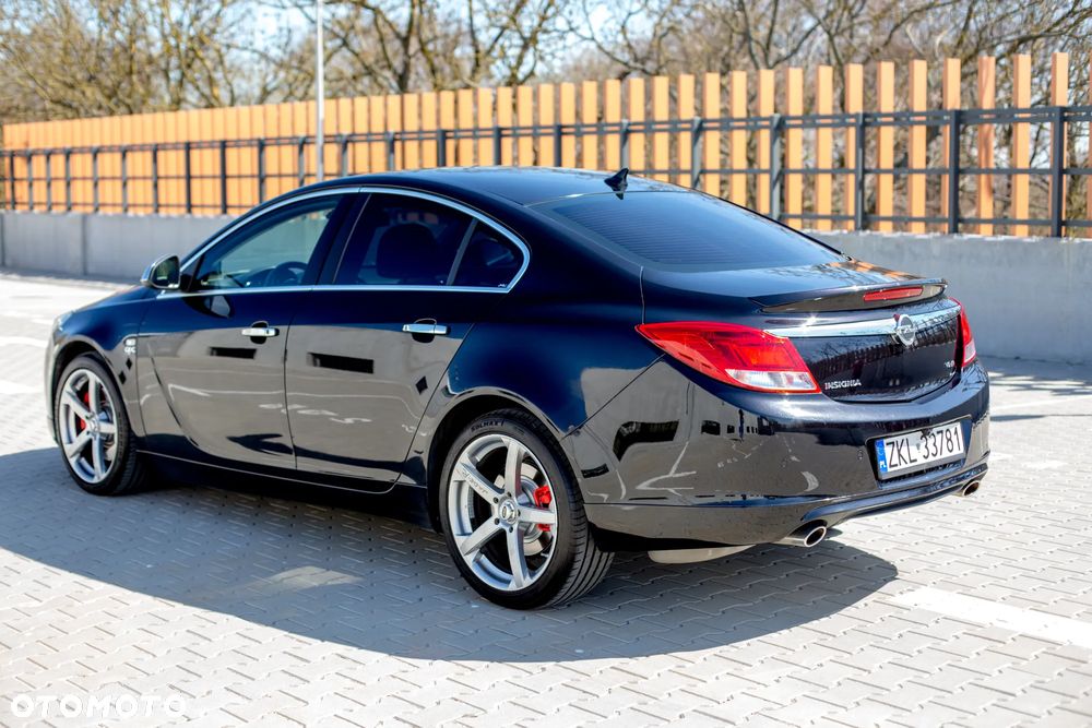 Opel Insignia 2.8 Turbo 4x4 Cosmo - 34