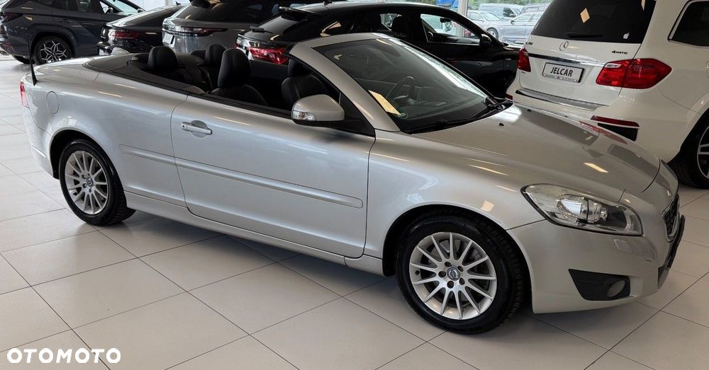 Volvo C70 2.0D Momentum - 28