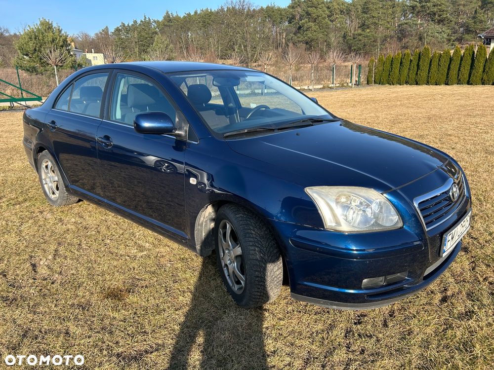 Toyota Avensis 2.2 D-4D Sol - 1