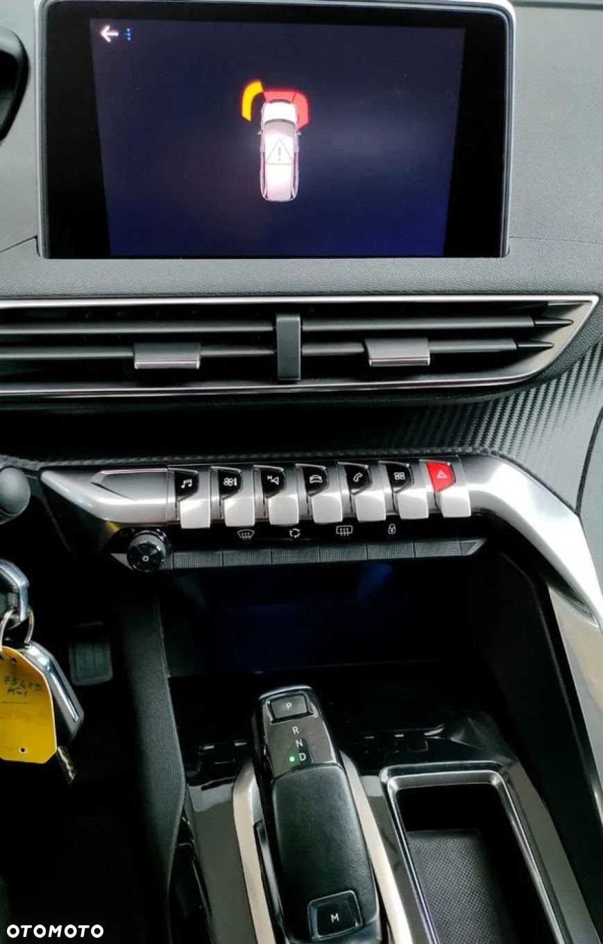 Peugeot 5008 - 19