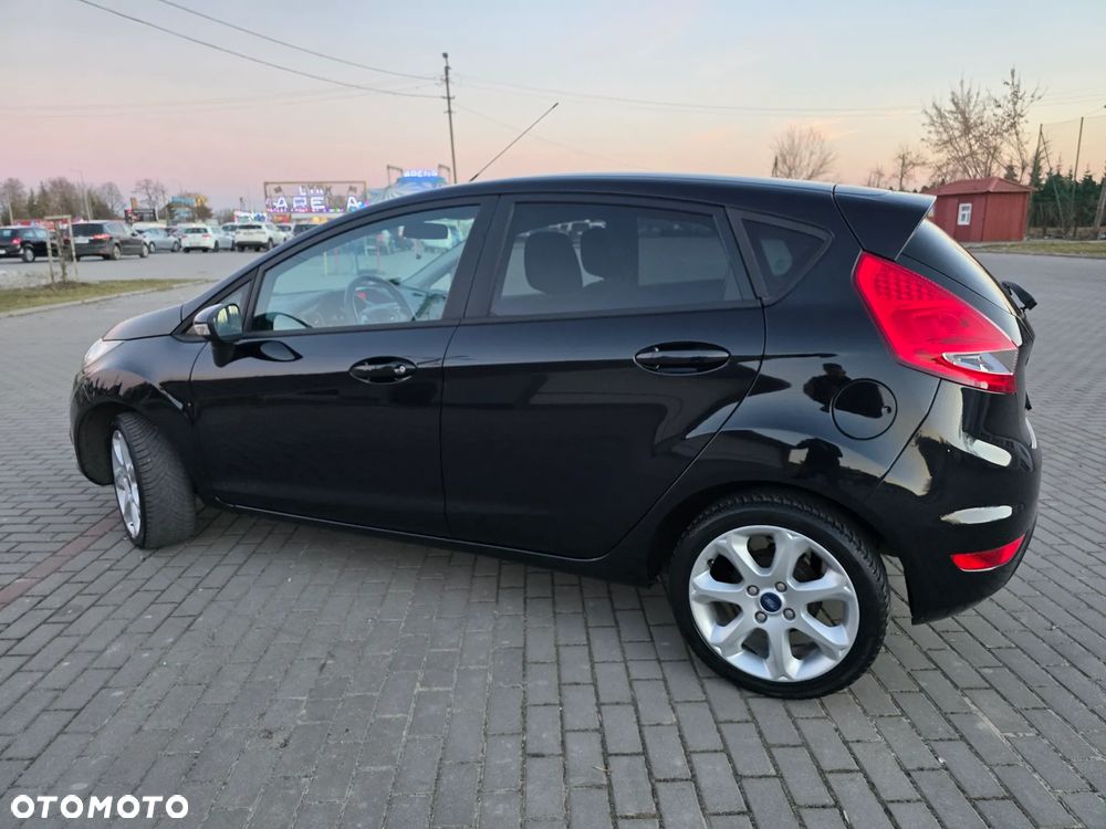 Ford Fiesta - 14