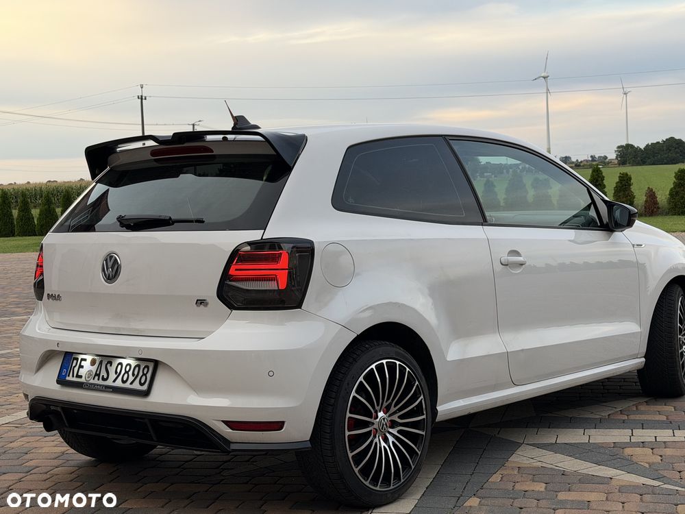 Volkswagen Polo - 5