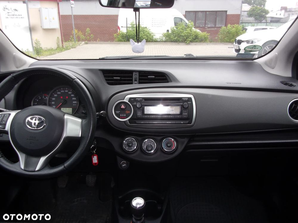 Toyota Yaris 1.4 D-4D Life - 6