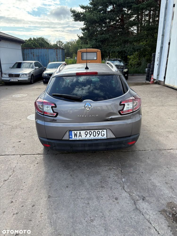 Renault Megane 2.0 140 CVT Bose Edition - 4