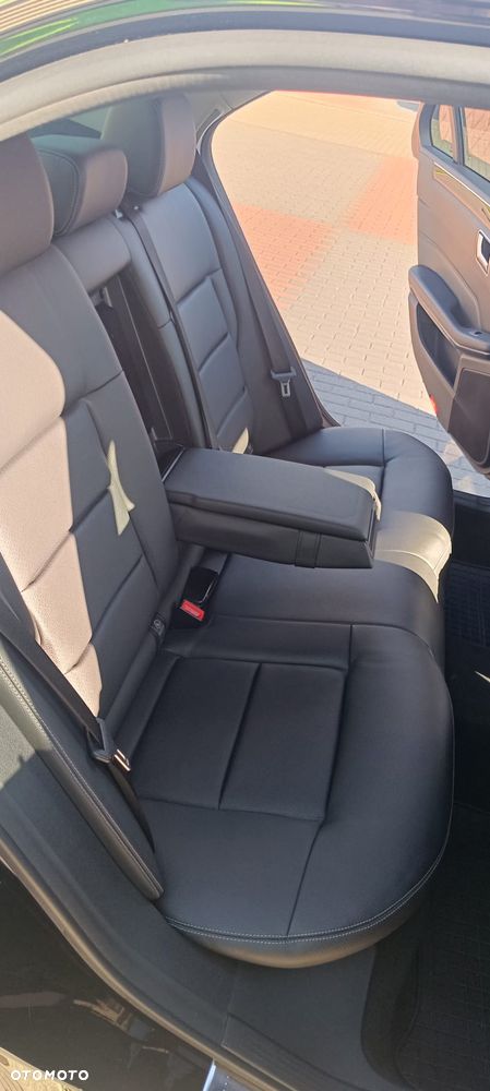 Mercedes-Benz Klasa E 220 CDI 7G-TRONIC - 25