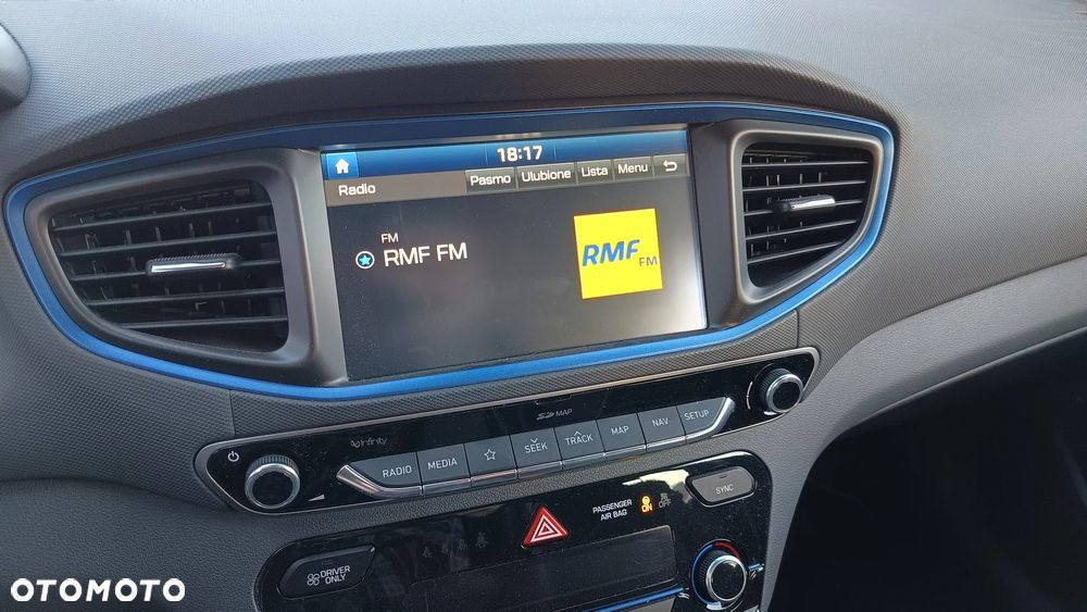 Hyundai IONIQ 1.6 GDI Style - 34