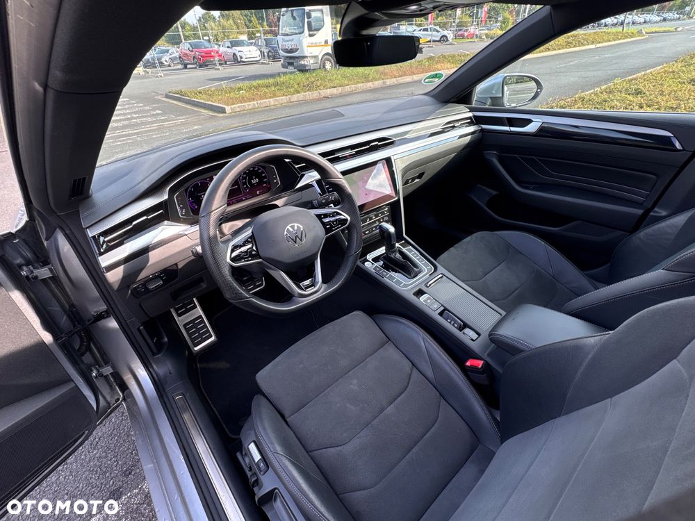 Volkswagen Arteon 2.0 TDI R-Line DSG - 25
