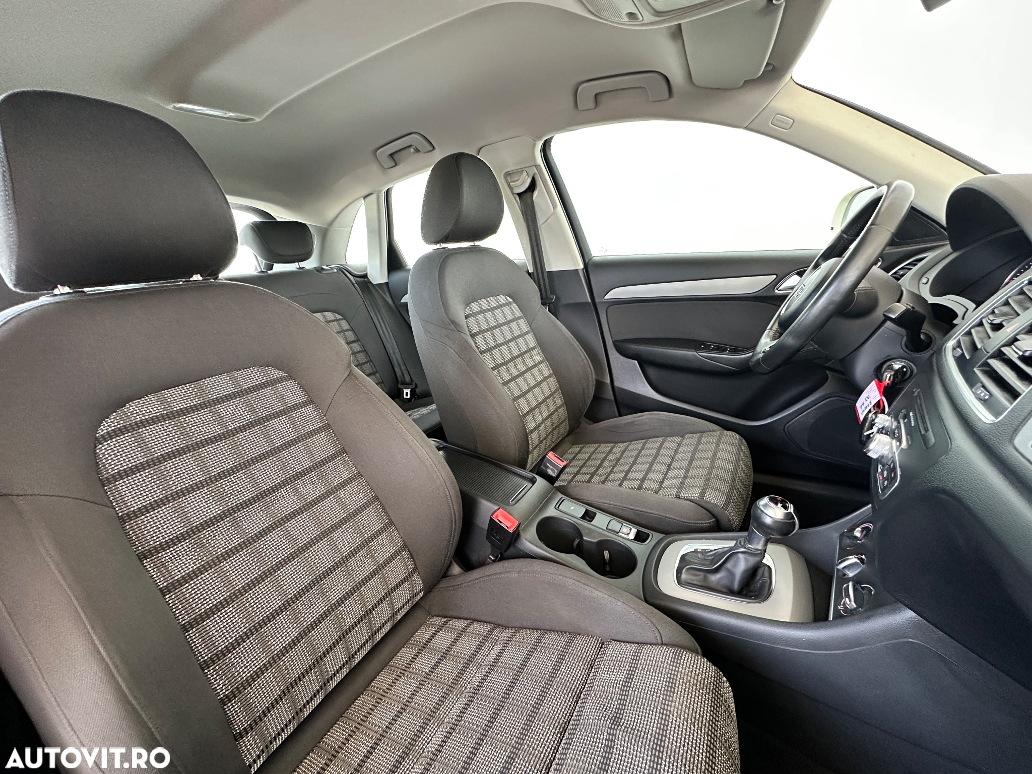 Audi Q3 2.0 TDI Quattro S-Tronic - 6