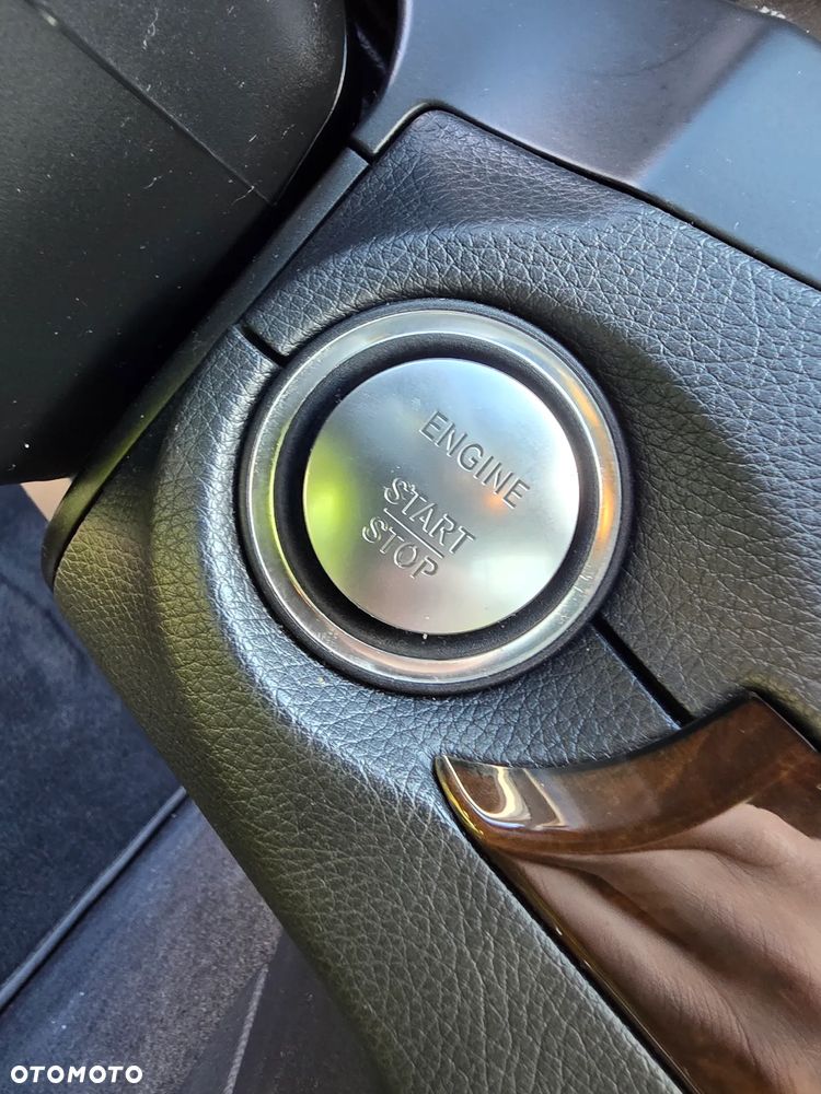 Mercedes-Benz Klasa E 350 7G-TRONIC - 21