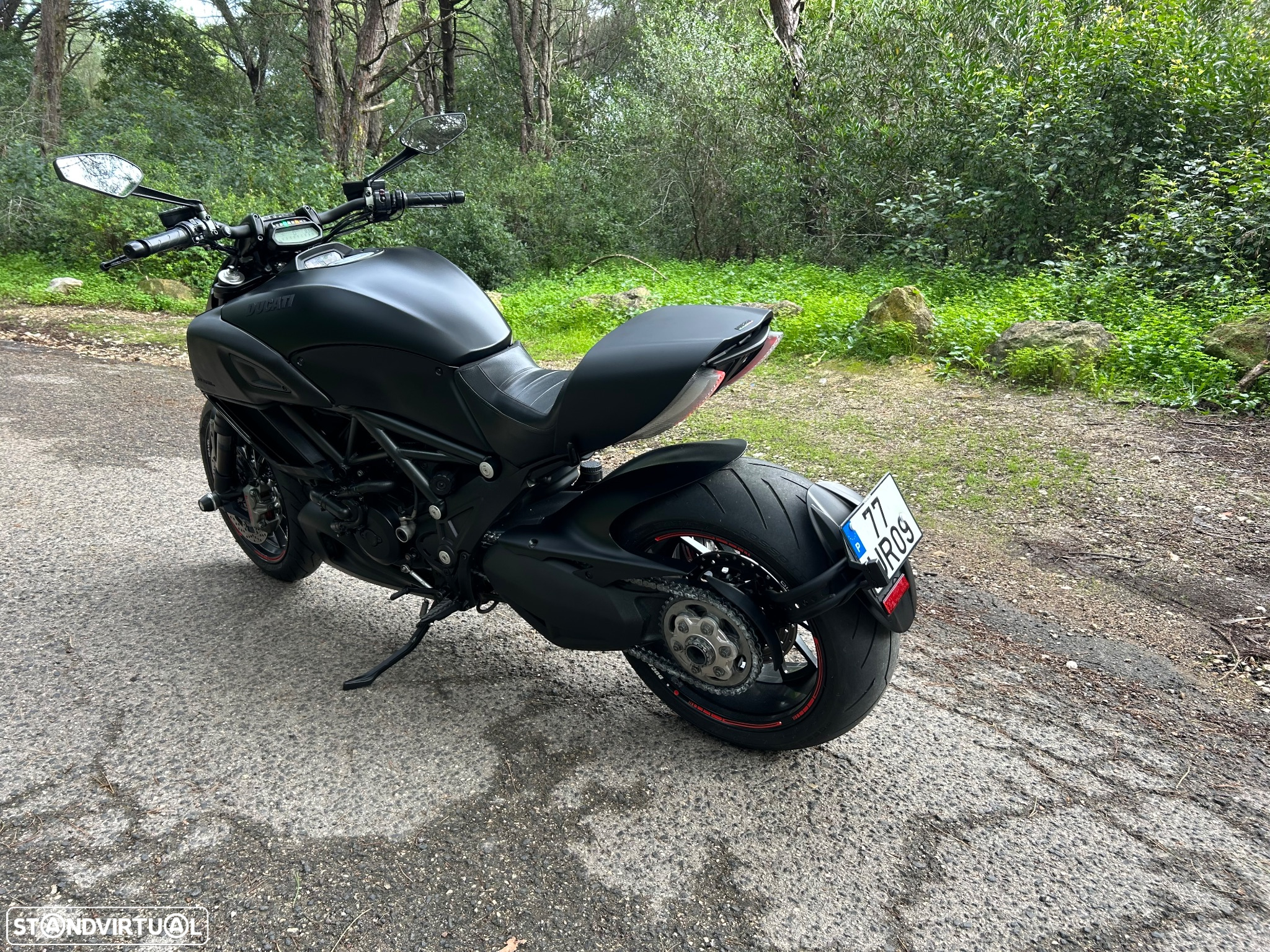 Ducati Diavel 1200 Dark - 13