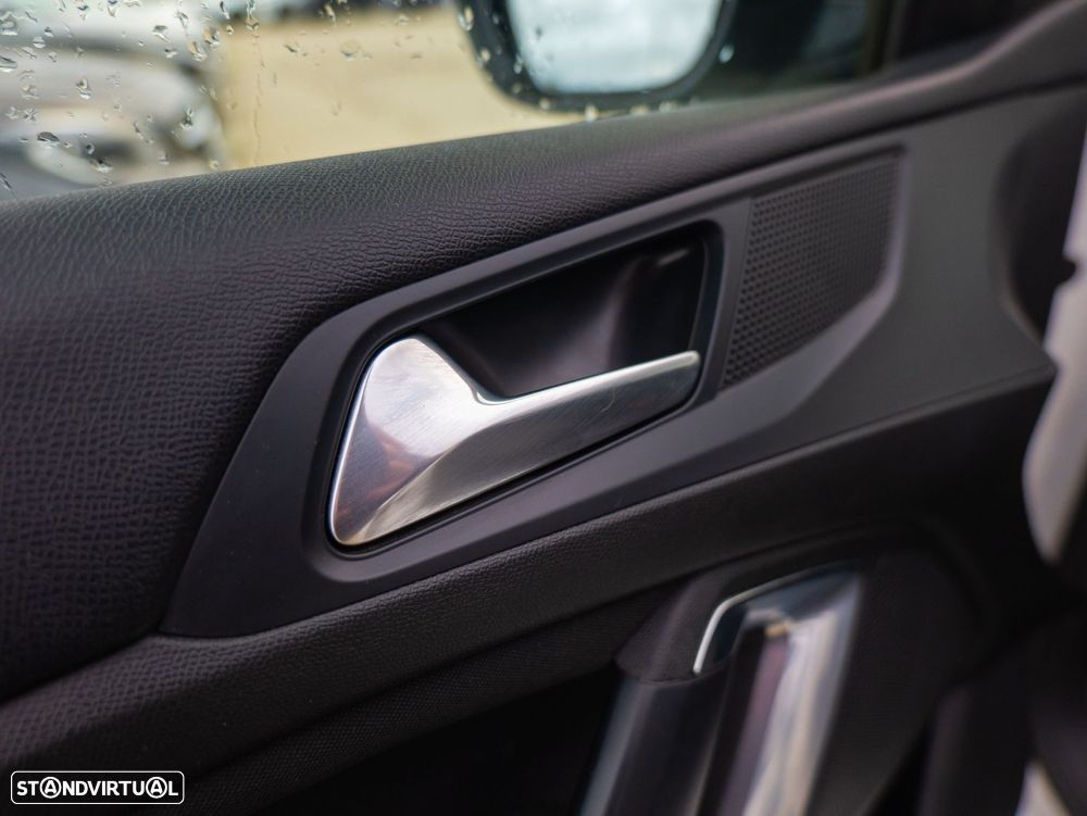 Peugeot 308 1.5 BlueHDi Business Line - 11