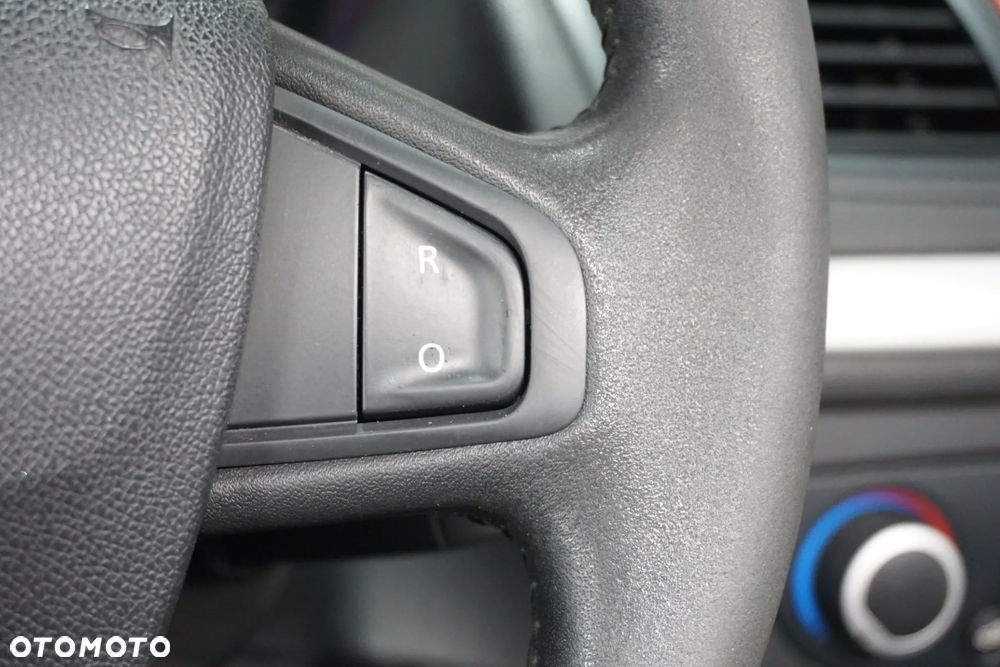 Renault Megane TCe 130 Night and Day - 27