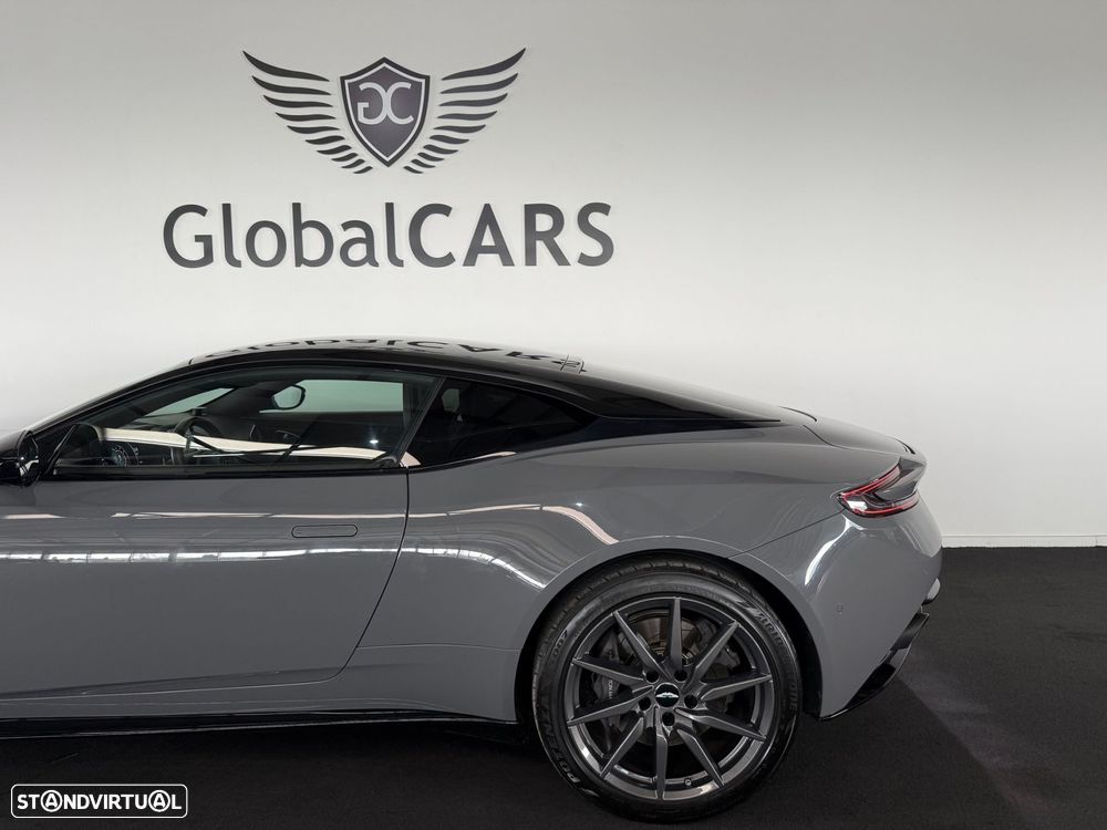 Aston Martin DB11 Coupé V8 Auto - 4