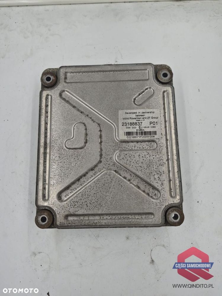 MODUŁ STEROWNIK SILNIKA RENAULT GAMA T EURO6 - 3