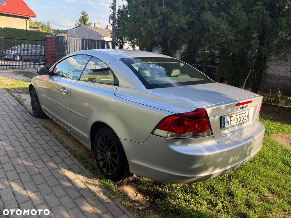 Volvo C70 2.0D Kinetic - 11