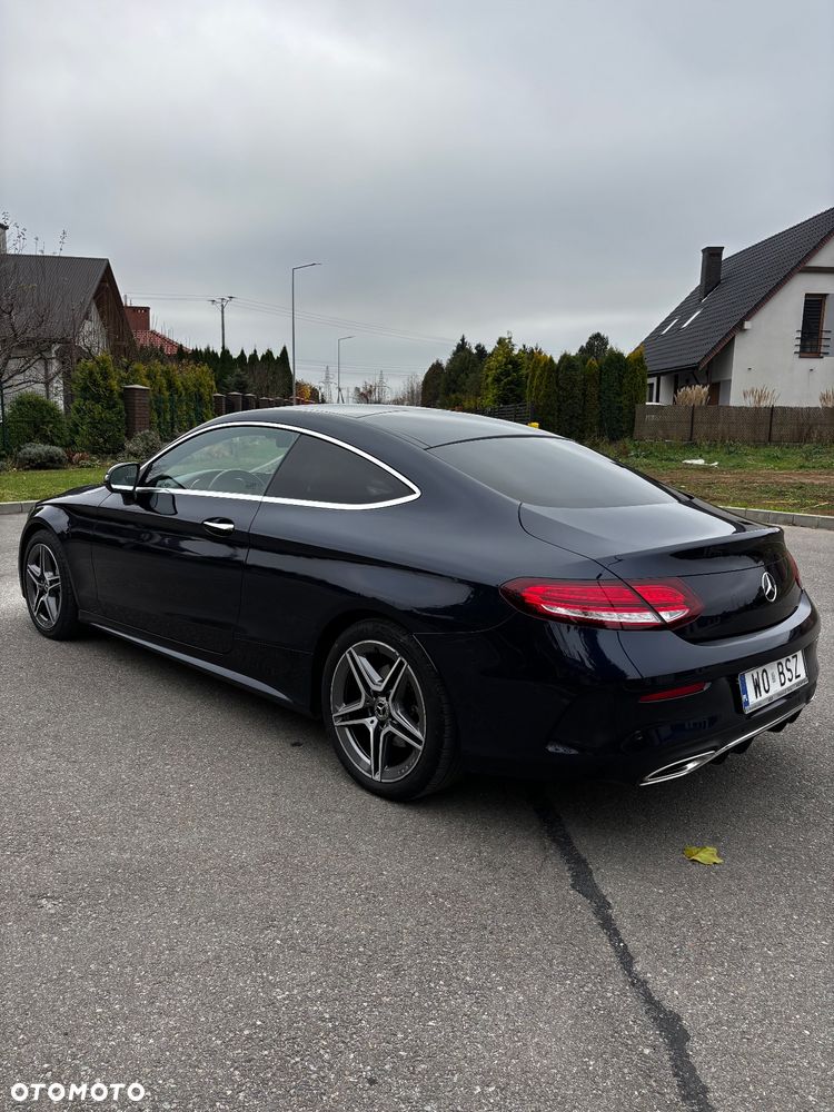 Mercedes-Benz Klasa C 200 4Matic 9G-TRONIC - 12