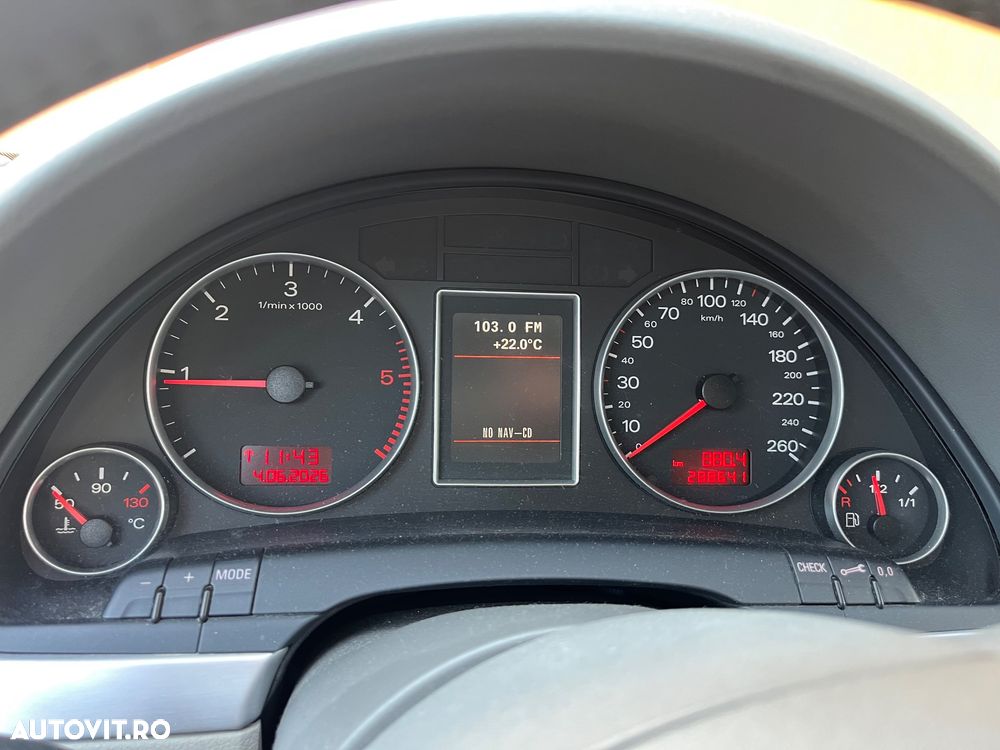 Audi A4 Limuzina 1.9 TDI - 13