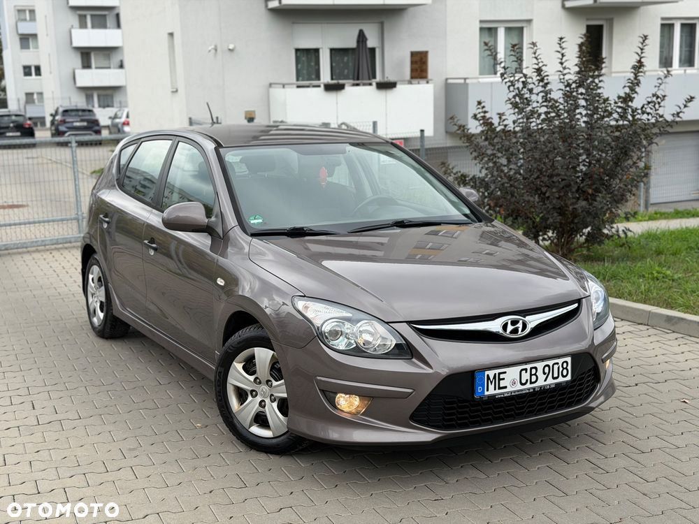Hyundai i30 1.4 FIFA WM Edition - 16