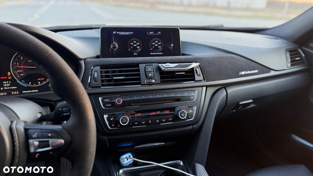 BMW Seria 3 335i M Sport - 12