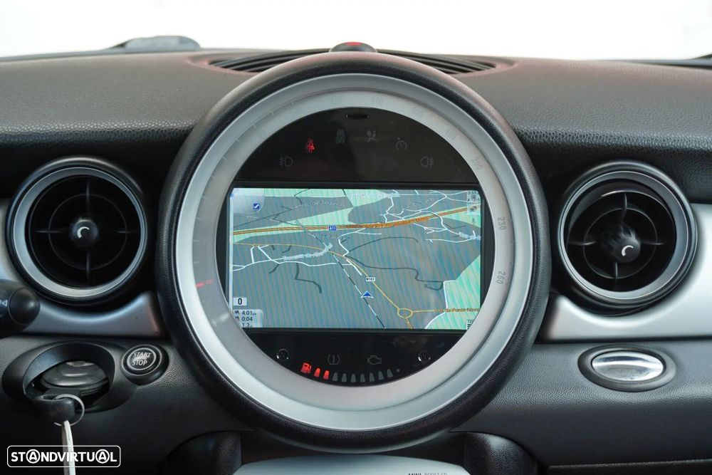 MINI 3 Portas Cooper D - 12