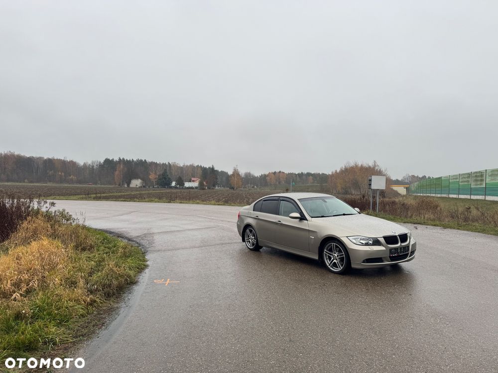 BMW Seria 3 320i Edition Sport - 33