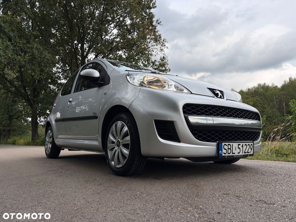 Peugeot 107 - 22
