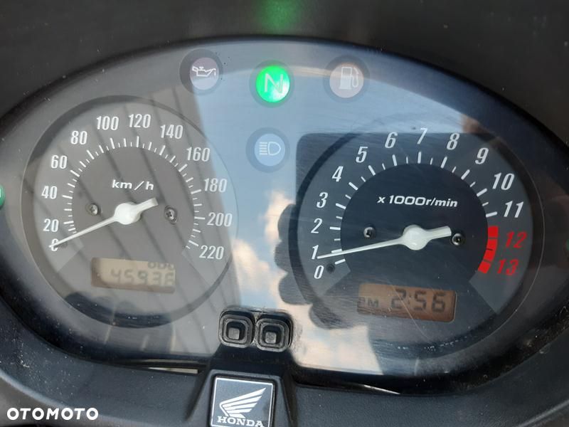 Honda CBF - 8