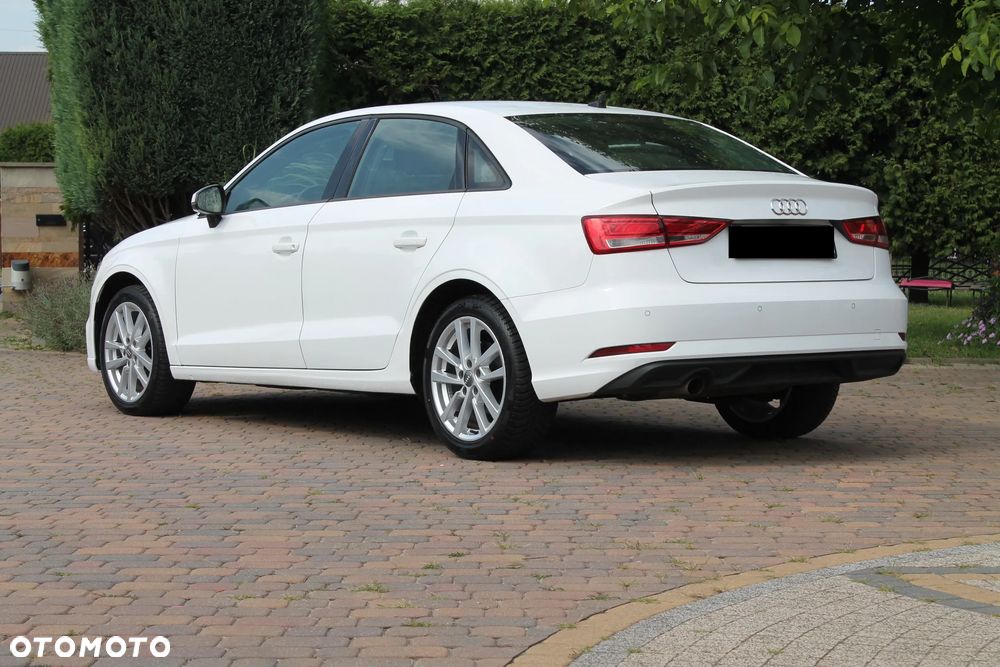 Audi A3 Limousine 30 TFSI S tronic - 11