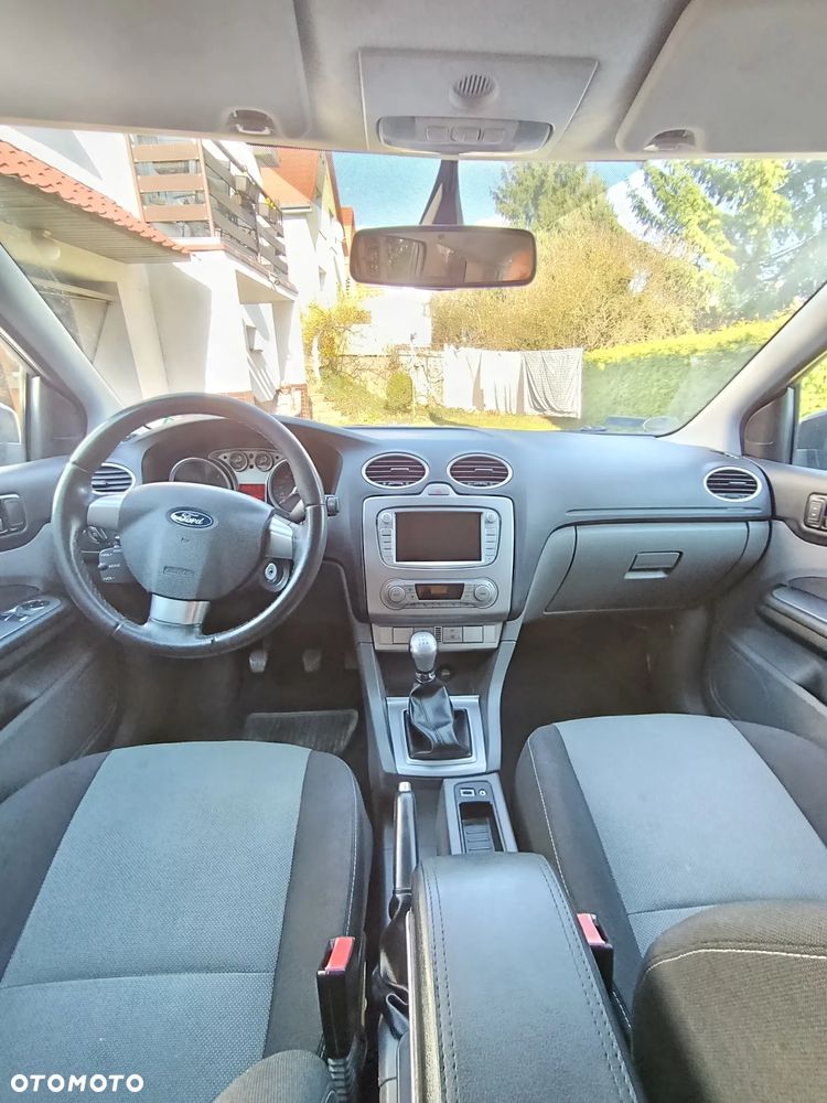 Ford Focus 1.6 TDCi Style - 11