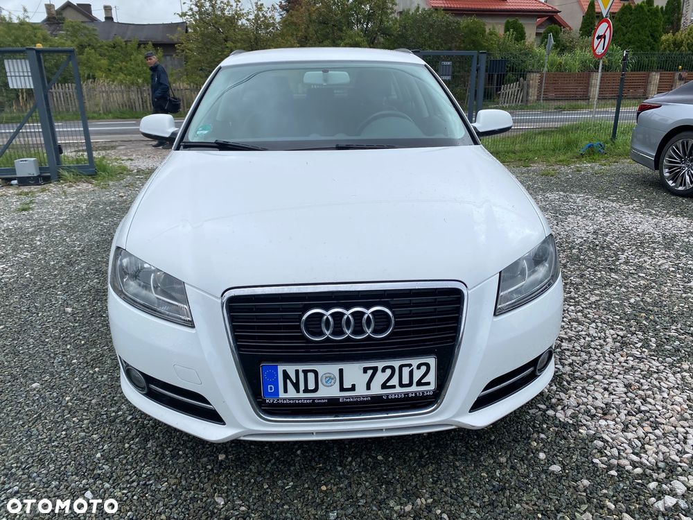 Audi A3 Sportback 1.6 Attraction - 2