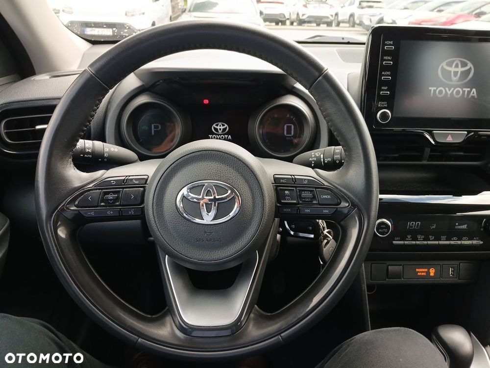 Toyota Yaris Cross Hybrid 1.5 Comfort - 17