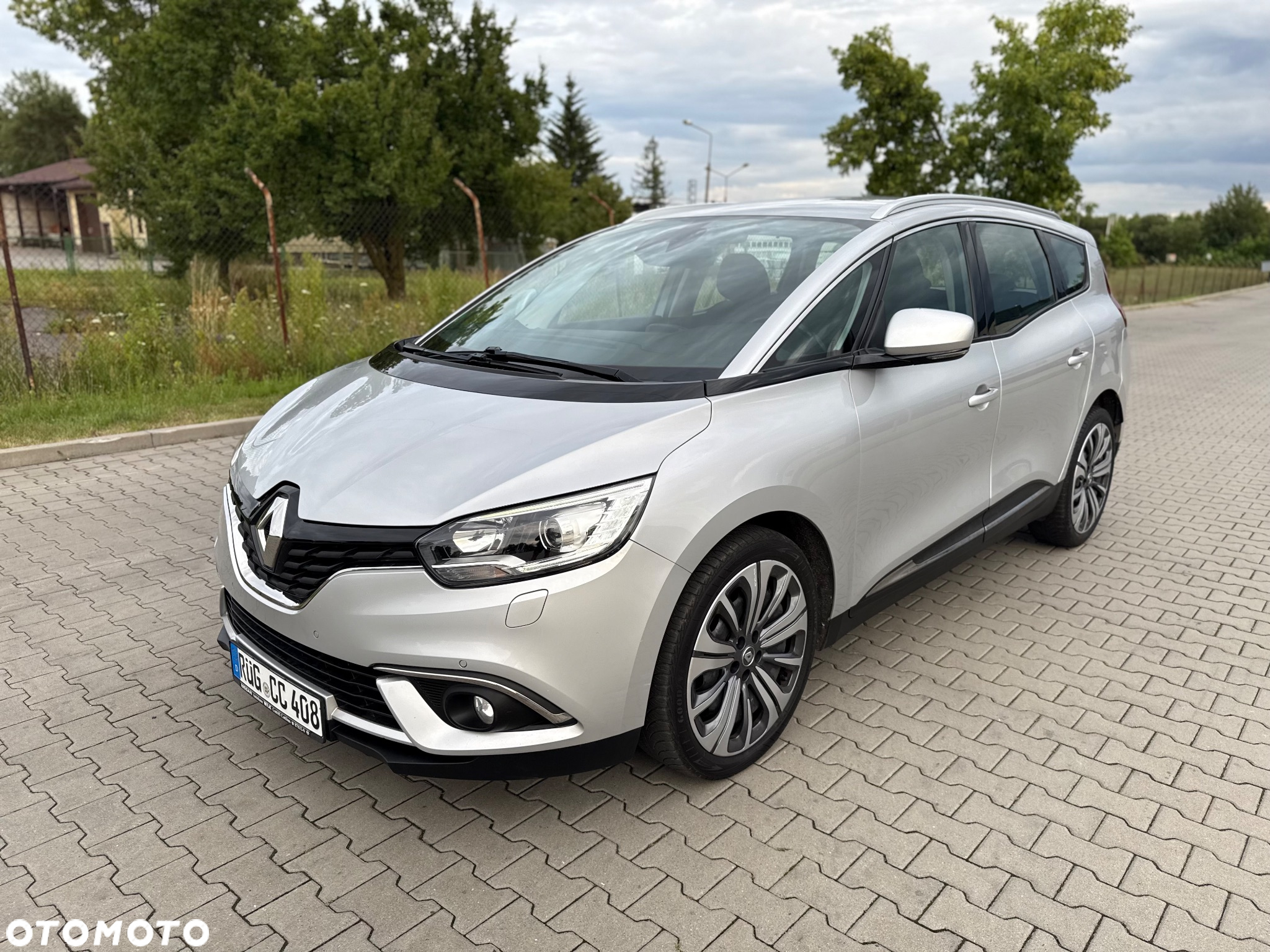 Renault Grand Scenic ENERGY dCi 110 INTENS - 3