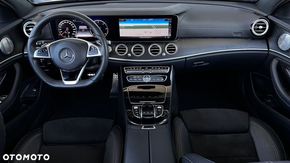 Mercedes-Benz Klasa E 220 d 4-Matic AMG - 14