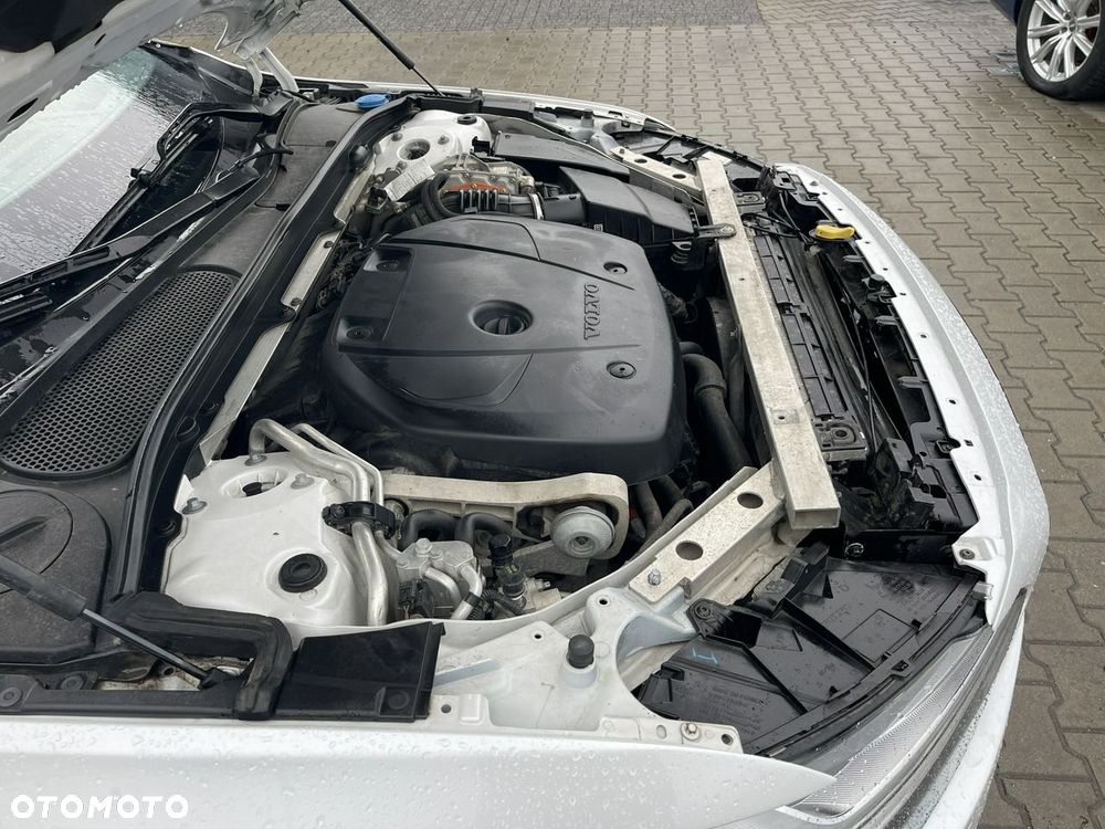 Volvo S90 T8 AWD Plug-In Hybrid R-Design - 21