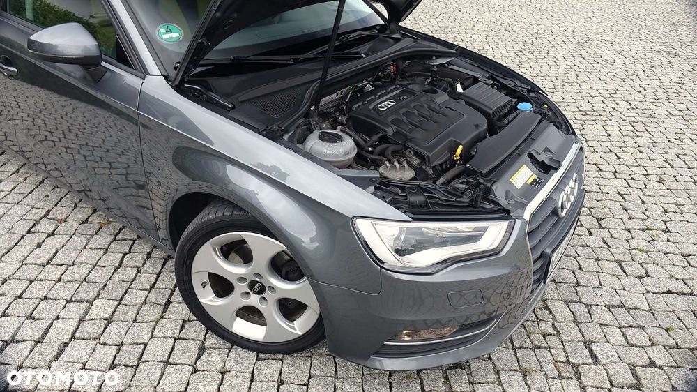 Audi A3 Sportback - 18