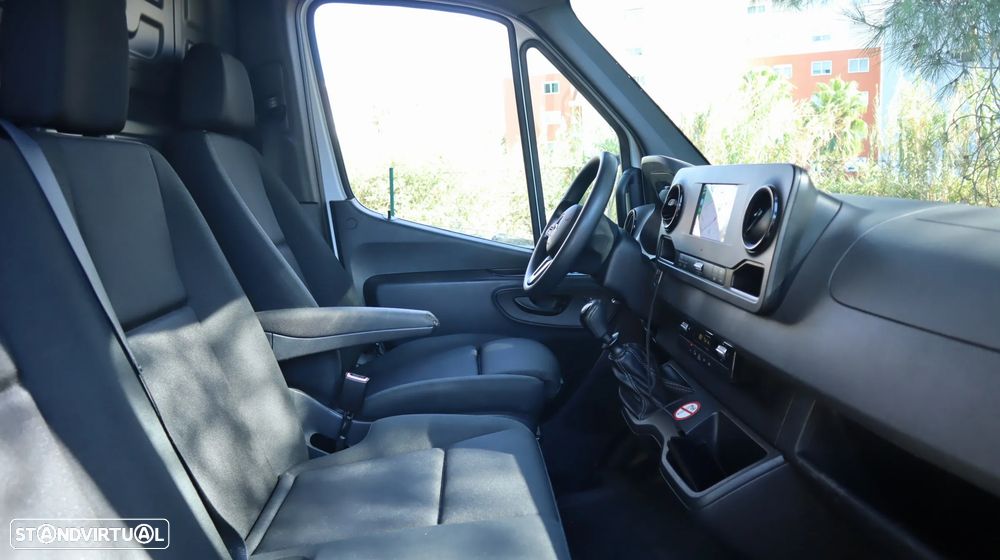 Mercedes-Benz Sprinter 317 CDI/43 - 42