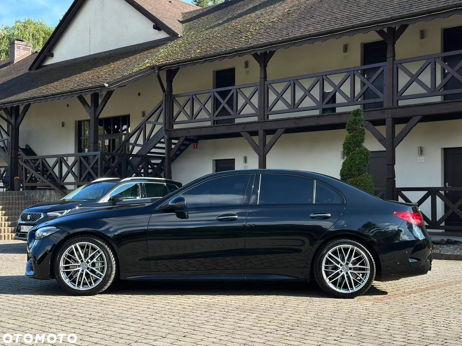 Mercedes-Benz Klasa C 43 AMG 4MATIC - 17