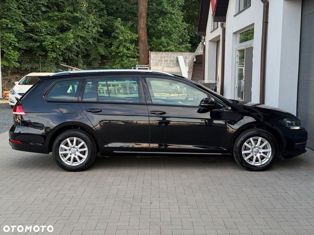 Volkswagen Golf 1.0 TSI IQ Drive - 4