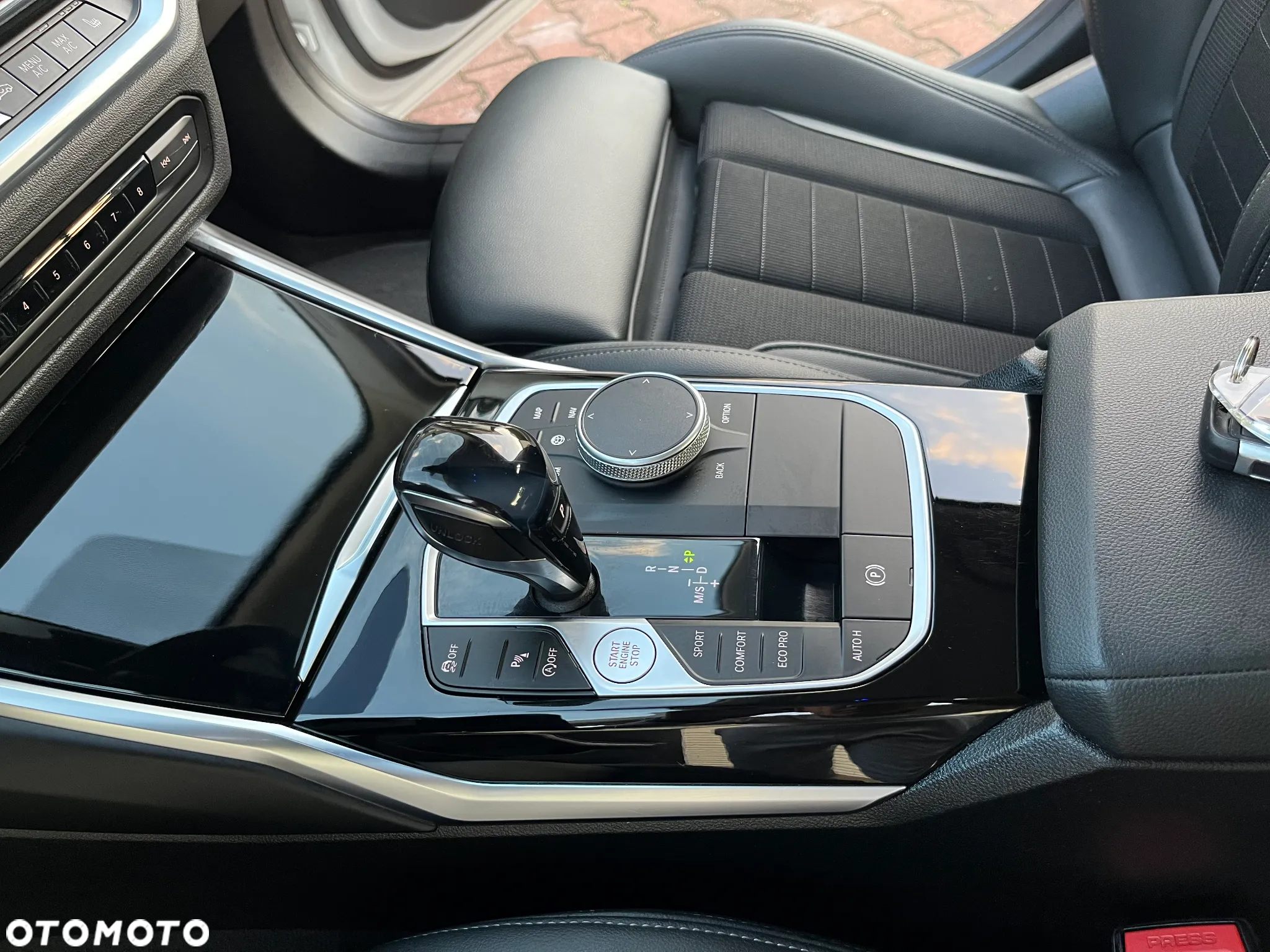 BMW Seria 3 320i Sport Line - 13