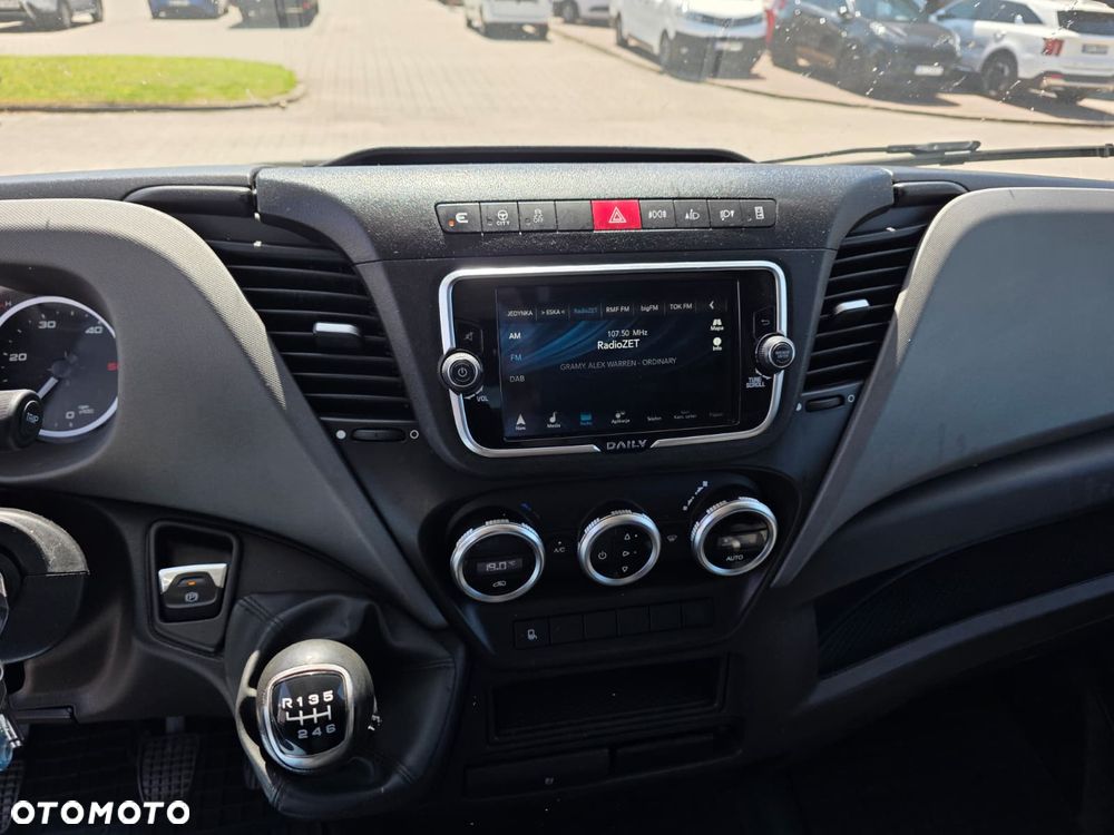 Iveco 35S18 10EP Międzynarodówka Podnoszony Dach Ledy Silnik 3L 180KM - 9
