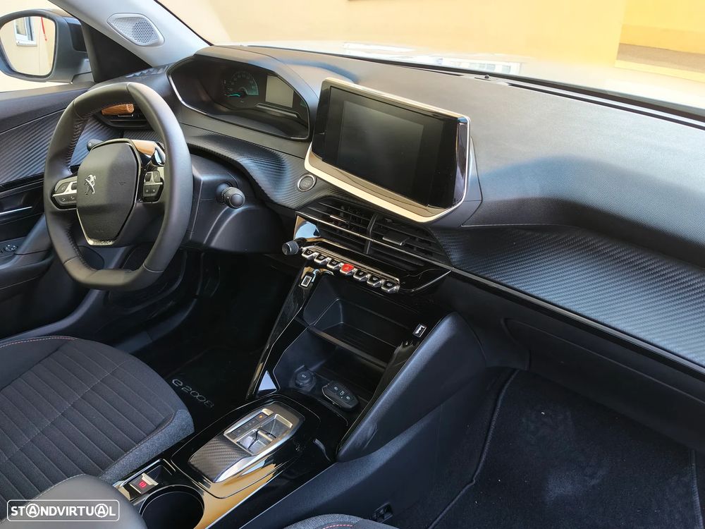 Peugeot e-2008 50 kWh Active Pack - 43