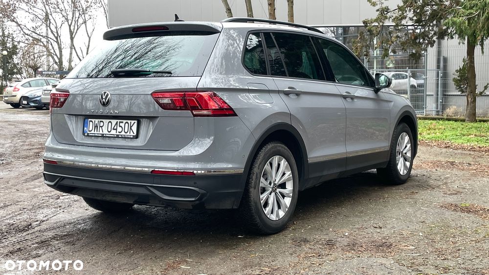 Volkswagen Tiguan - 6