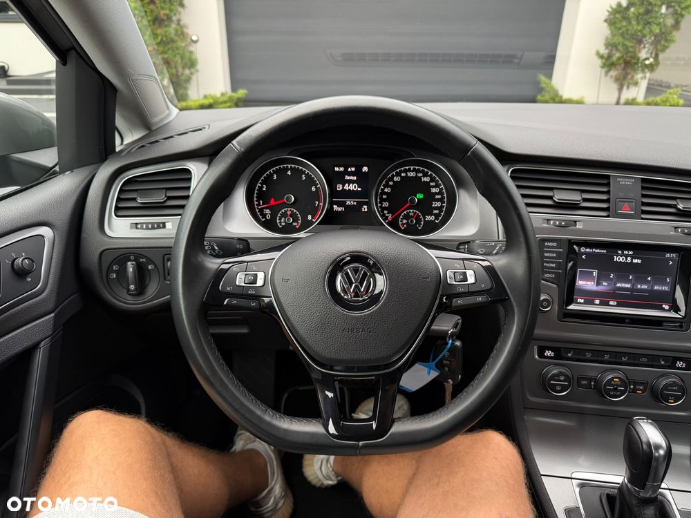 Volkswagen Golf 1.4 TSI BlueMotion Technology DSG Comfortline - 22