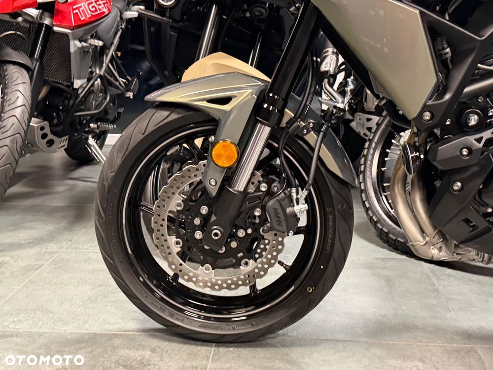 Kawasaki Versys 650 - 33