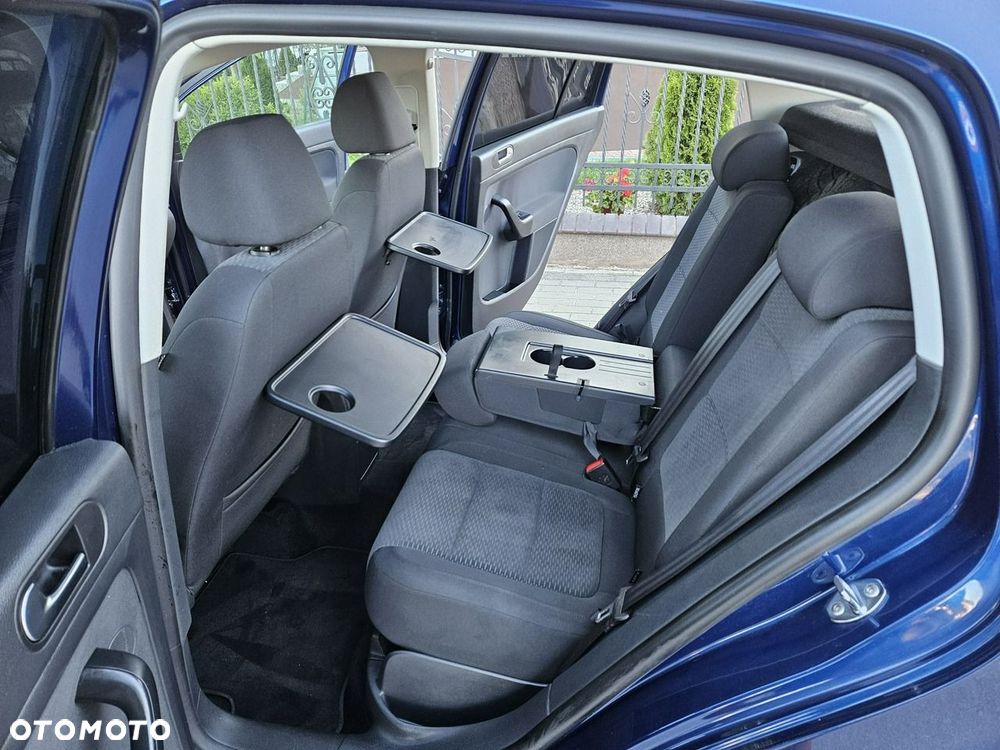 Volkswagen Golf Plus - 9