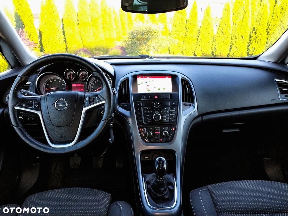 Opel Astra 1.4 Turbo Innovation - 21